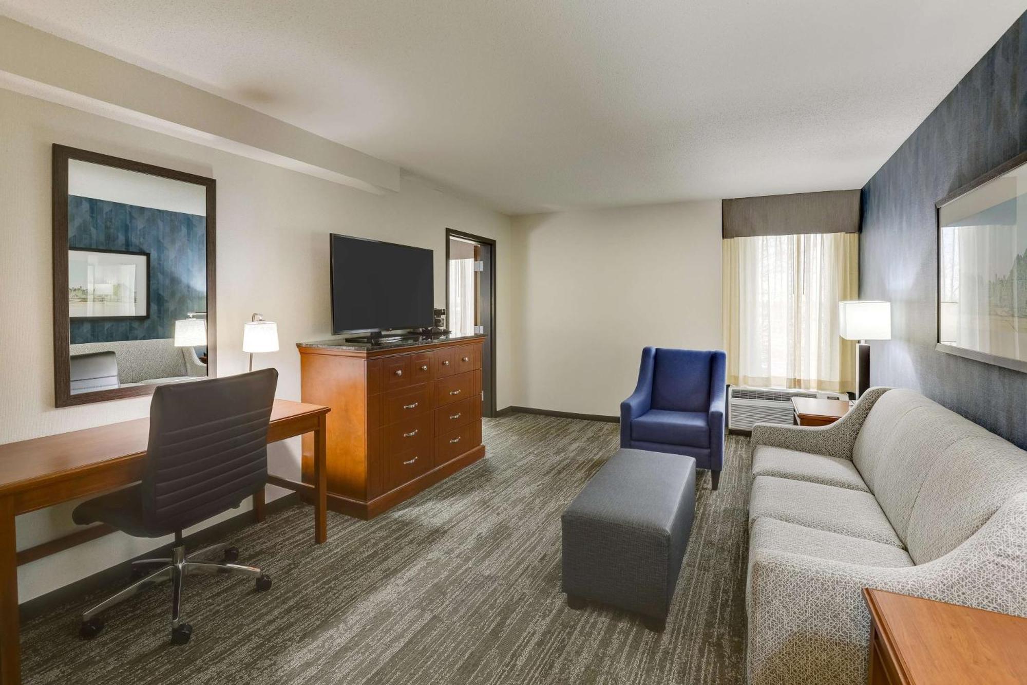 Drury Inn & Suites St. Louis St. Peters Saint Peters Εξωτερικό φωτογραφία